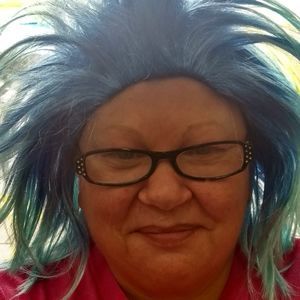 Meet your Posher, Wendy